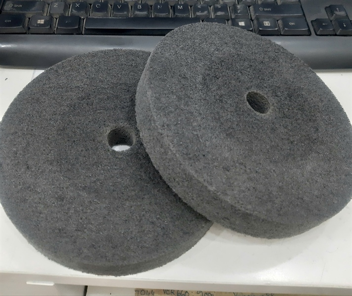 Bánh nỷ xám Việt Nam 150mm