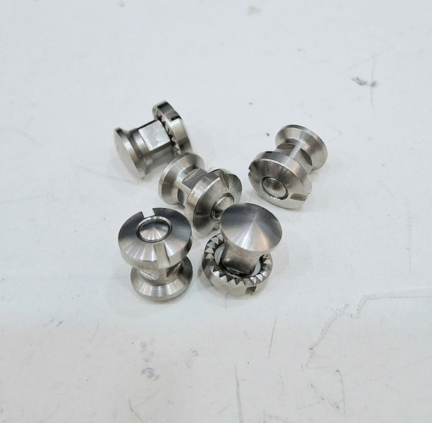 Bộ ốc kéo lớn (không long đền)
